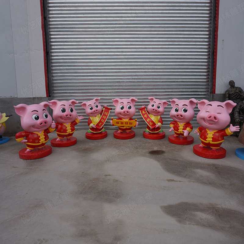 玻璃鋼卡通豬，豬年吉祥物雕塑