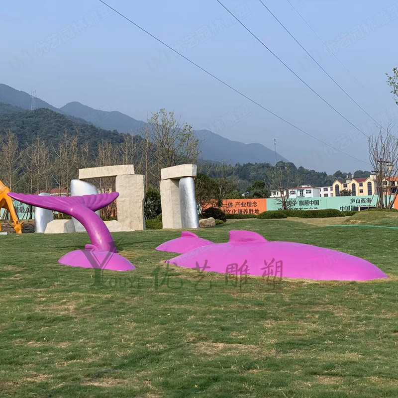 小區(qū)景觀雕塑規(guī)劃時要注意什么呢？