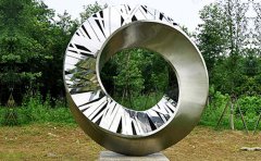 如何判斷不銹鋼雕塑廠家的綜合實力？